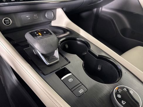 Used 2023 Nissan Rogue SL w/ SL Premium Package image 22