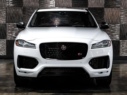 Used 2017 Jaguar F-PACE S AWD/4WD image 5