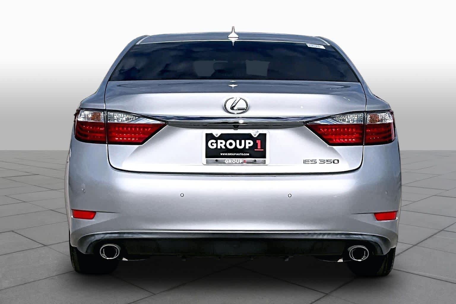 Used 2014 Lexus ES 350 w/ Luxury Package FWD image 5