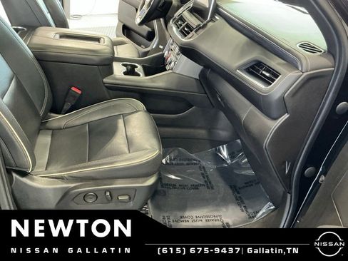 Used 2021 GMC Yukon SLT w/ SLT Premium Package AWD/4WD image 15