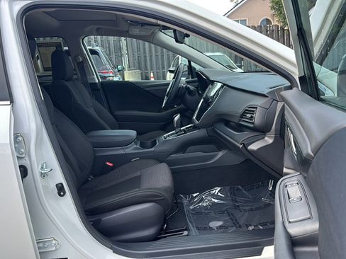Certified 2025 Subaru Outback Premium w/ Popular Package #1A AWD/4WD image 14