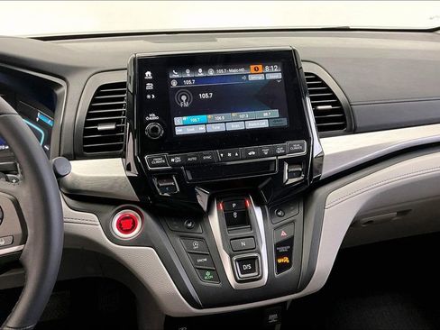 Used 2023 Honda Odyssey EX-L image 6