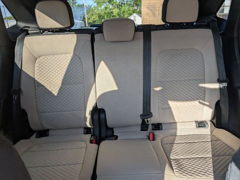 Used 2022 Ford Escape SE image 24