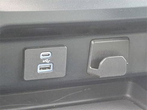 Used 2023 Ford F150 XLT image 22