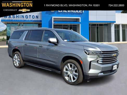 Used 2024 Chevrolet Suburban High Country AWD/4WD image 1