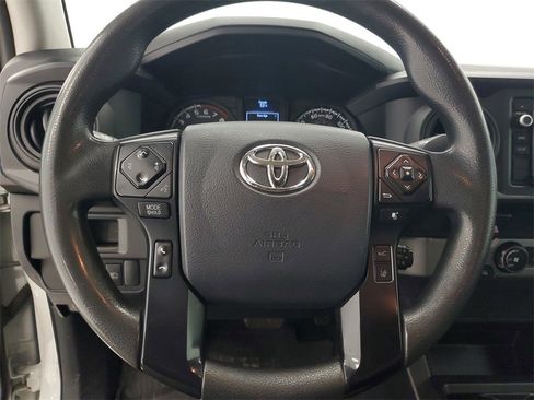 Used 2019 Toyota Tacoma SR image 15