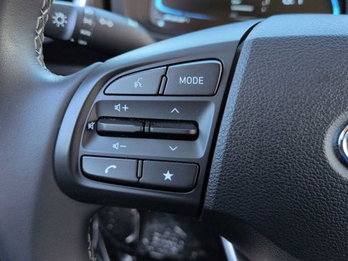 New 2026 Hyundai Venue SEL image 24