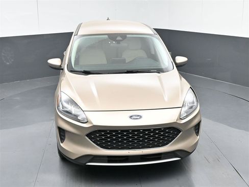 Used 2021 Ford Escape SE w/ Cold Weather Package FWD image 22