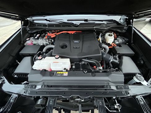 Certified 2024 Toyota Sequoia Capstone image 11