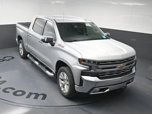 Used 2019 Chevrolet Silverado 1500 LTZ image 14
