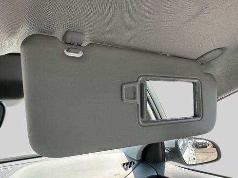 Used 2022 Hyundai Kona SE w/ Cargo Package image 10