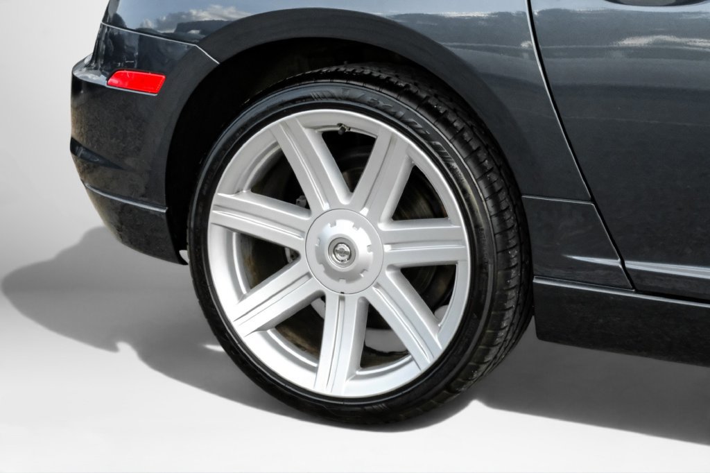 Used 2006 Chrysler Crossfire Limited RWD image 44