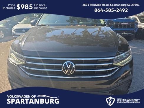 Used 2023 Volkswagen Tiguan SE image 13