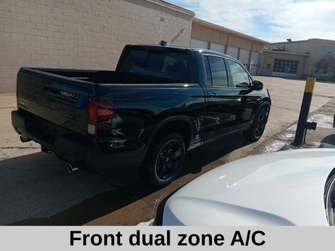 New 2026 Honda Ridgeline Black Edition image 4