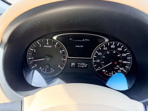 Used 2015 Nissan Altima 2.5 S w/ Sport Value Package image 16