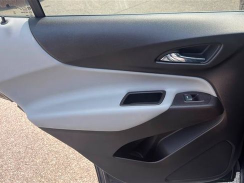 Used 2022 Chevrolet Equinox LT FWD image 20