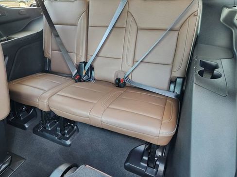 Used 2024 Chevrolet Tahoe High Country w/ Advanced Technology Package image 26