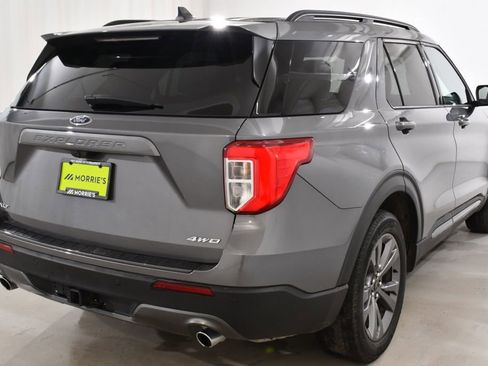 Used 2022 Ford Explorer XLT w/ Equipment Group 202A image 12