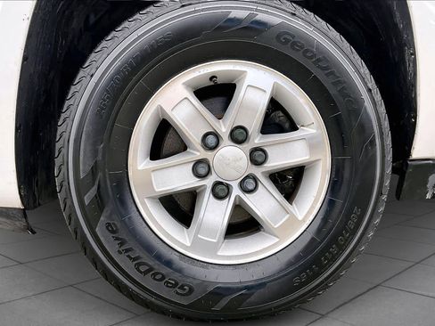 Used 2009 GMC Yukon XL SLE w/ Convenience Package image 10