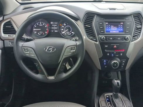 Used 2017 Hyundai Santa Fe Sport image 15