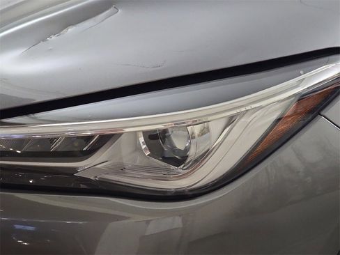 Used 2019 INFINITI QX50 Essential w/ Premium Heat Package image 34