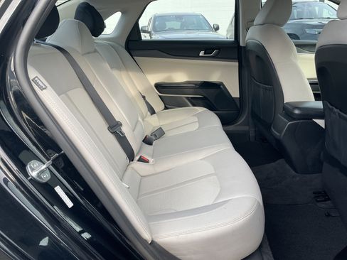 Used 2021 Kia K5 LXS image 19