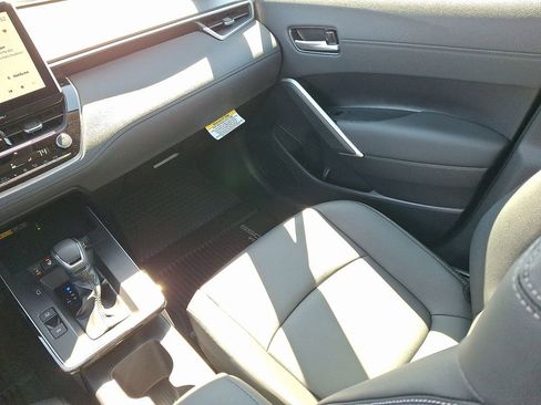 New 2026 Toyota Corolla Cross XLE AWD/4WD image 11