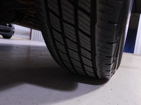 Used 2021 Mercedes-Benz Sprinter 2500 w/ Driver Convenience Package image 35