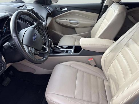 Used 2017 Ford Escape Titanium image 26