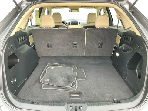 Used 2023 Ford Edge SEL image 21