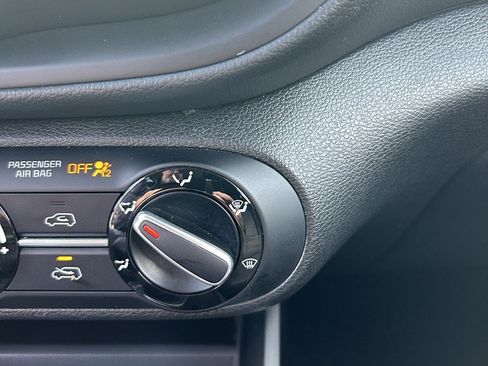 Used 2024 Kia Soul LX w/ Option Group 015 FWD image 24