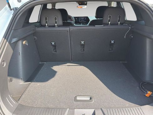 New 2026 Chevrolet Trax RS w/ Sunroof Package FWD image 14