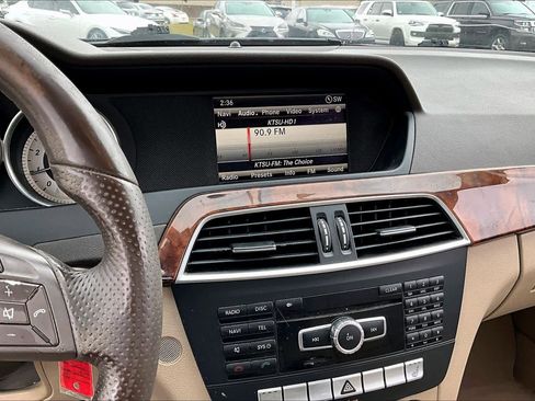 Used 2013 Mercedes-Benz C 250 Sedan image 5