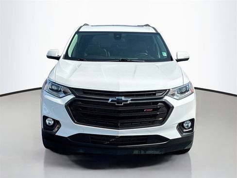 Used 2021 Chevrolet Traverse RS image 2