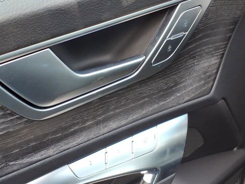 Used 2025 Audi A6 3.0T Premium image 14