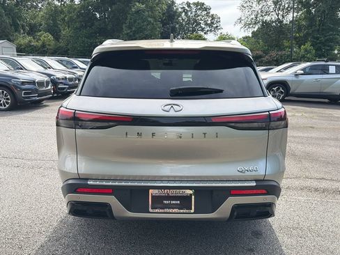 Used 2023 INFINITI QX60 Luxe w/ Cargo Package FWD image 6