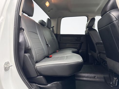 Used 2022 RAM 1500 Tradesman w/ Chrome Appearance Group image 17