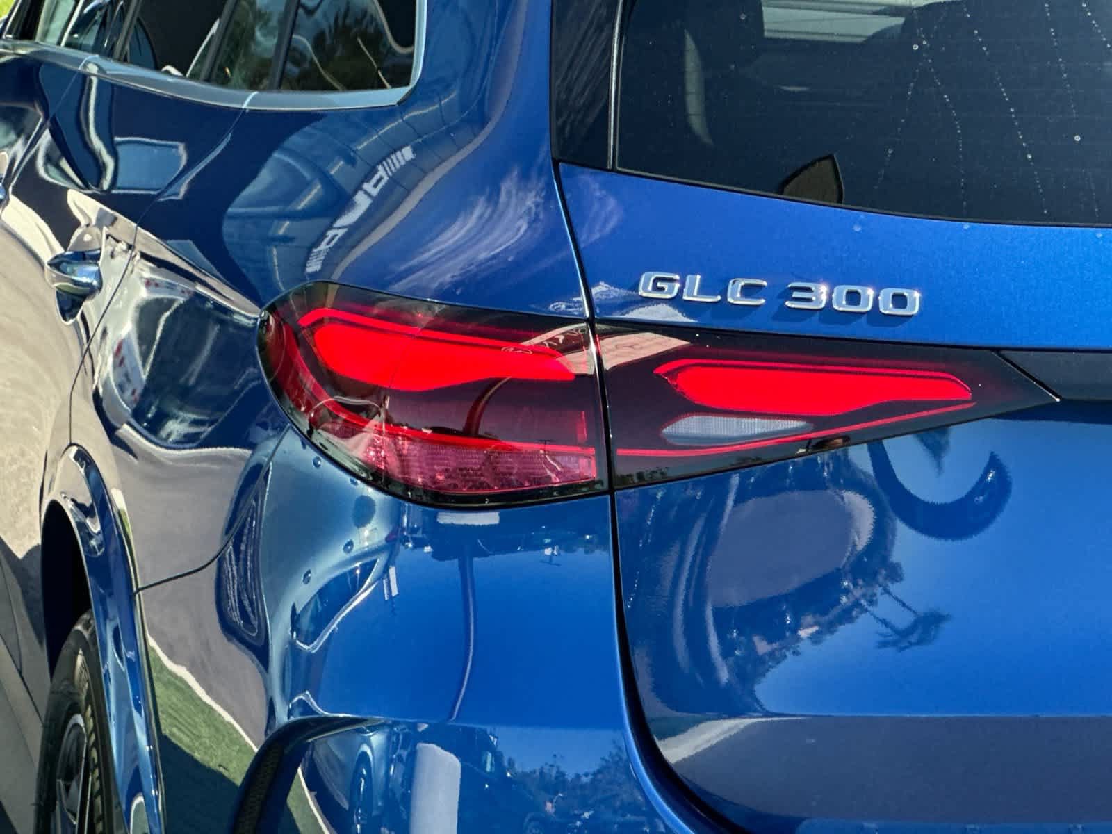 Used 2026 Mercedes-Benz GLC 300 4MATIC image 33