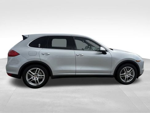 Used 2012 Porsche Cayenne S AWD/4WD image 25