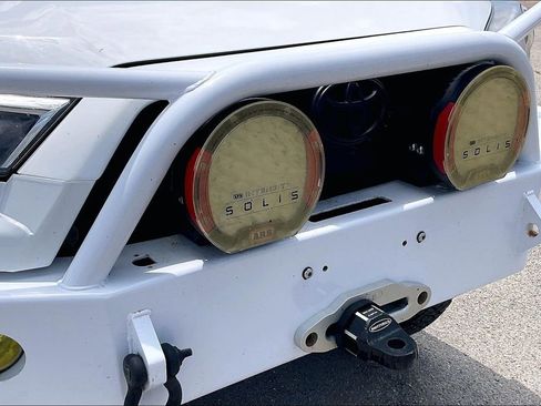 Used 2019 Toyota 4Runner TRD Off-Road Premium AWD/4WD image 33