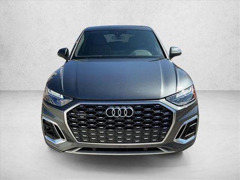 Used 2023 Audi Q5 2.0T Premium Plus w/ Premium Plus Package image 2
