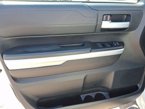 Used 2017 Toyota Tundra Limited image 9