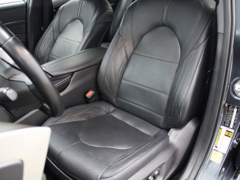 Used 2022 Toyota Avalon Limited w/ Advanced Safety Package image 14