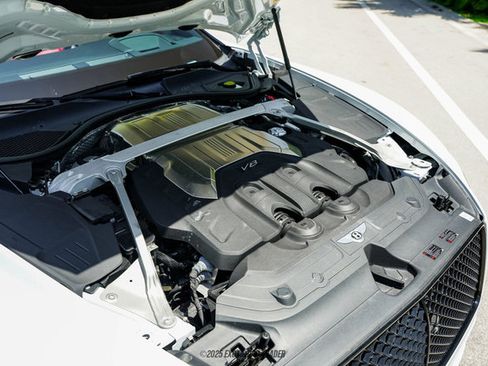 Used 2020 Bentley Continental GT V8 First Edition image 26