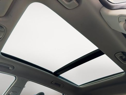 Used 2022 Kia Sportage EX image 32