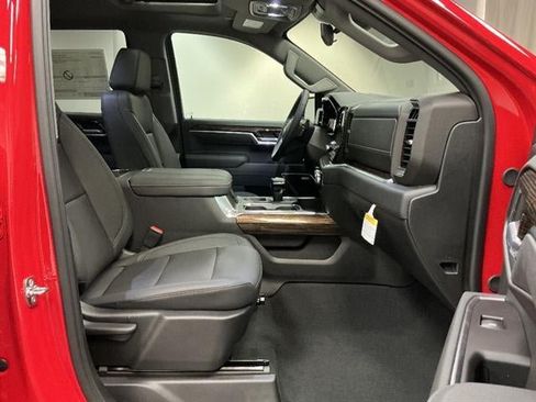 New 2026 GMC Sierra 1500 Elevation w/ Elevation Premium Package AWD/4WD image 34