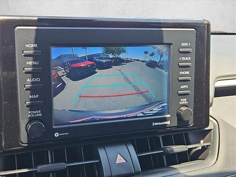 Used 2021 Toyota RAV4 LE w/ Carpet Mat Package (TMS) FWD image 18