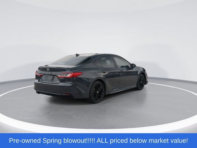 Used 2025 Toyota Camry SE FWD image 8