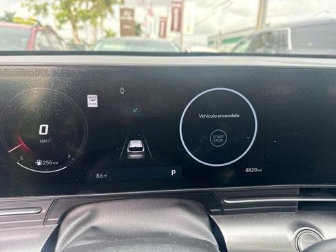 Used 2025 Hyundai Kona Limited FWD image 15