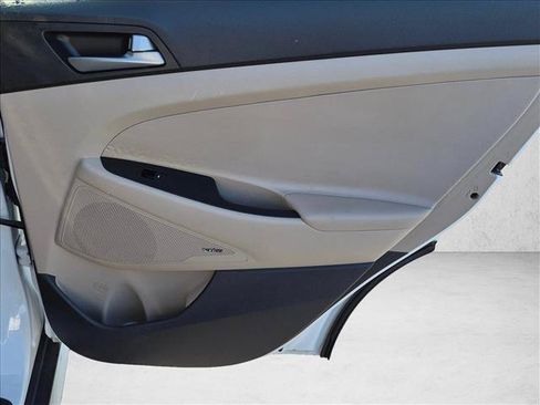 Used 2017 Hyundai Tucson SE Plus w/ Cargo Package FWD image 24